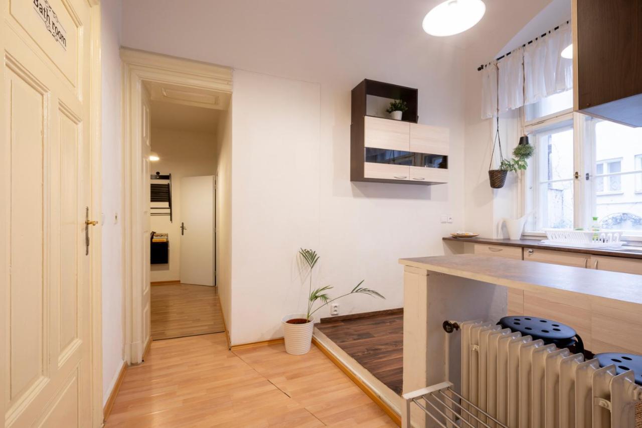 Friday Songs Apartment Prague Exterior photo